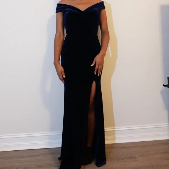 Aqua Strapless Midnight Blue Gown - Picture 2 of 6